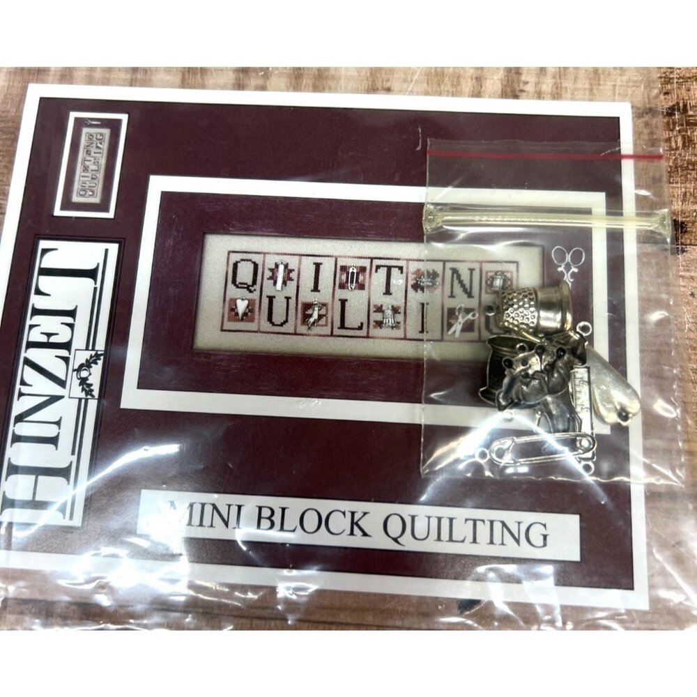 Hinzeit Mini Block Quilting Cross Stitch Pattern & Charms Quilting Theme